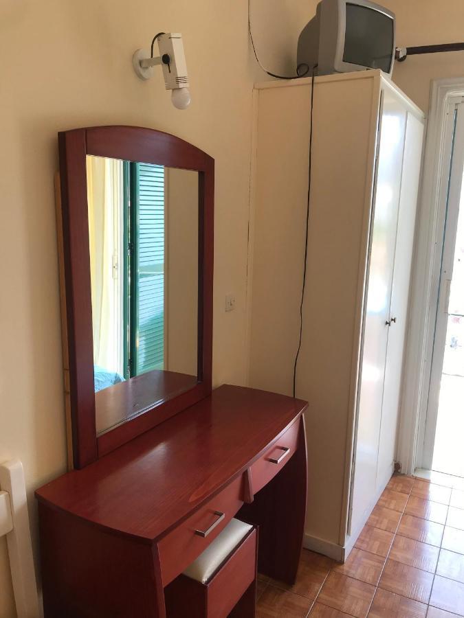 Metropol Studios Nydri  Eksteriør billede